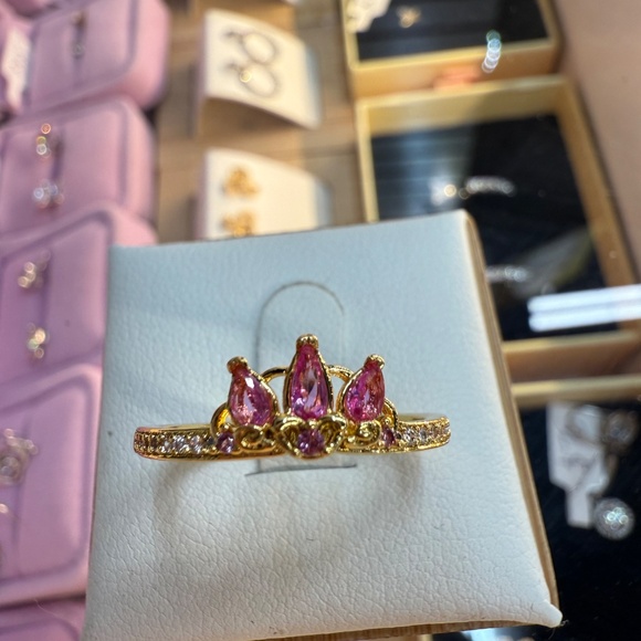 Ring - Picture 7 of 9